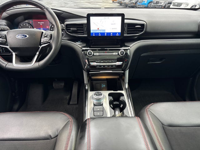 2024 Ford Explorer ST-Line
