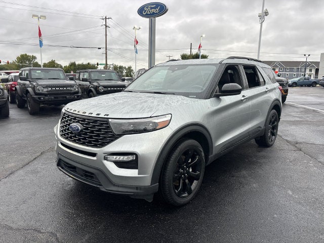 2024 Ford Explorer ST-Line