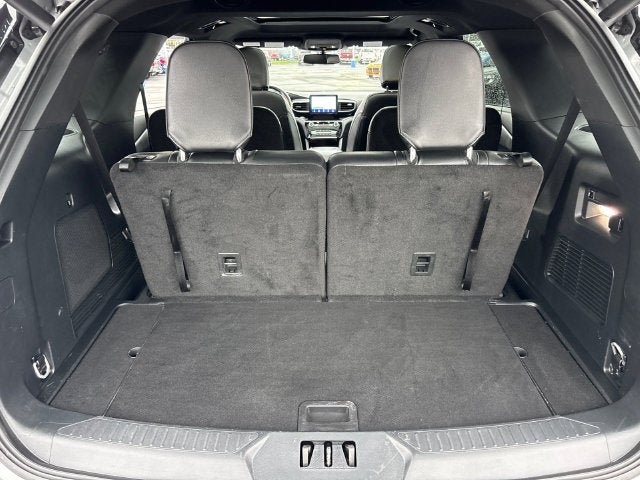 2024 Ford Explorer ST-Line